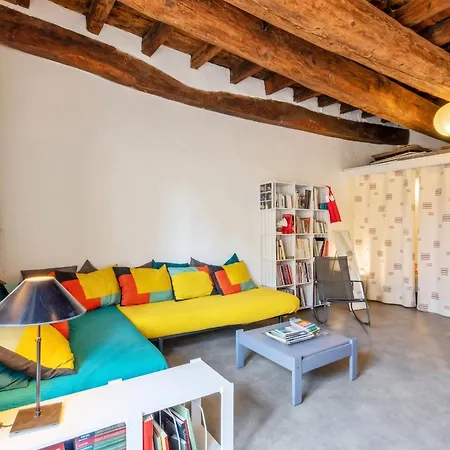 à Villeneuve-lès-avignon, 45m², Balcon Appartamento *